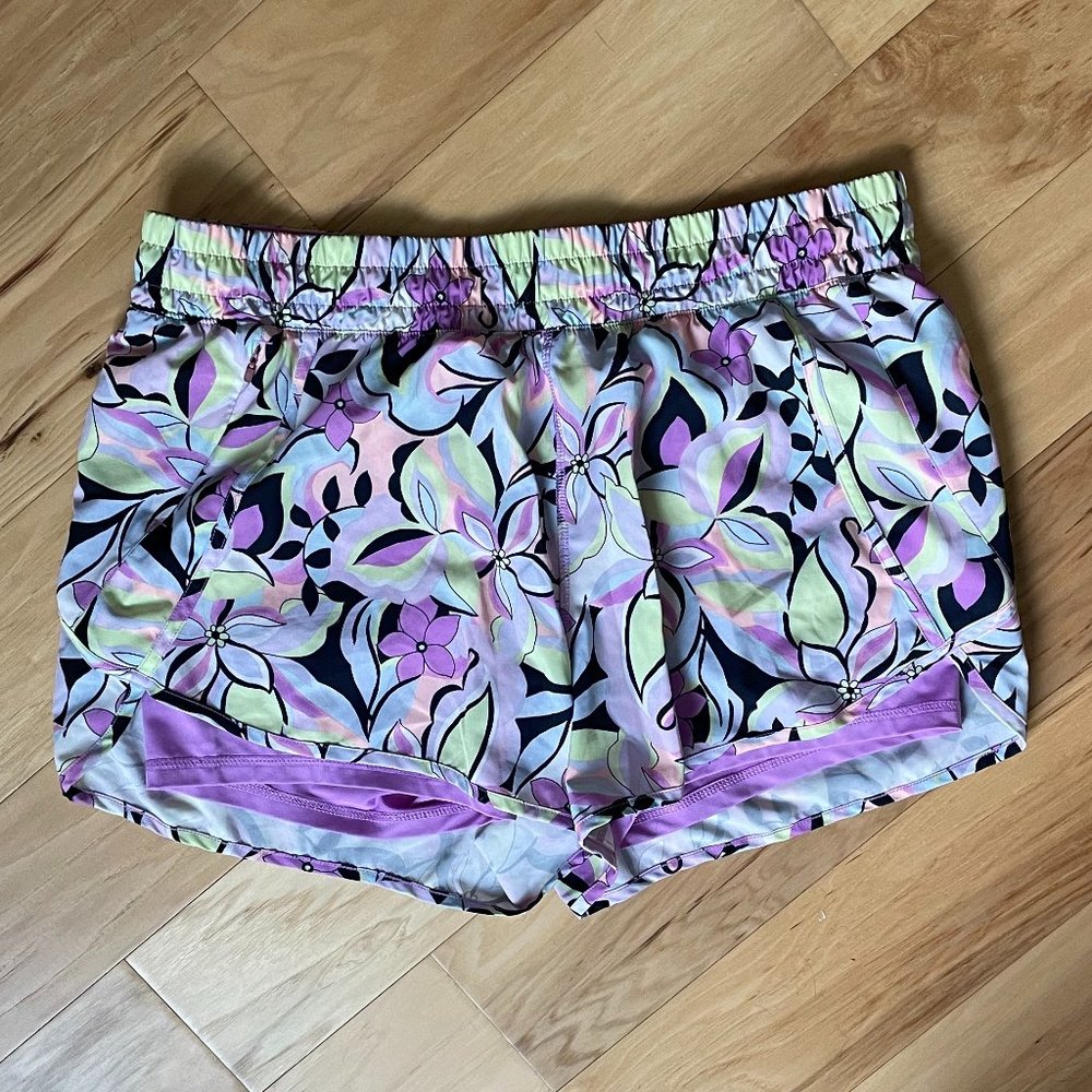 Avia Athletic Performance Running shorts - size XXL
